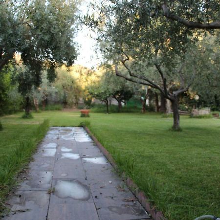 La Casa Dell'Antiquario Pension Graniti Buitenkant foto