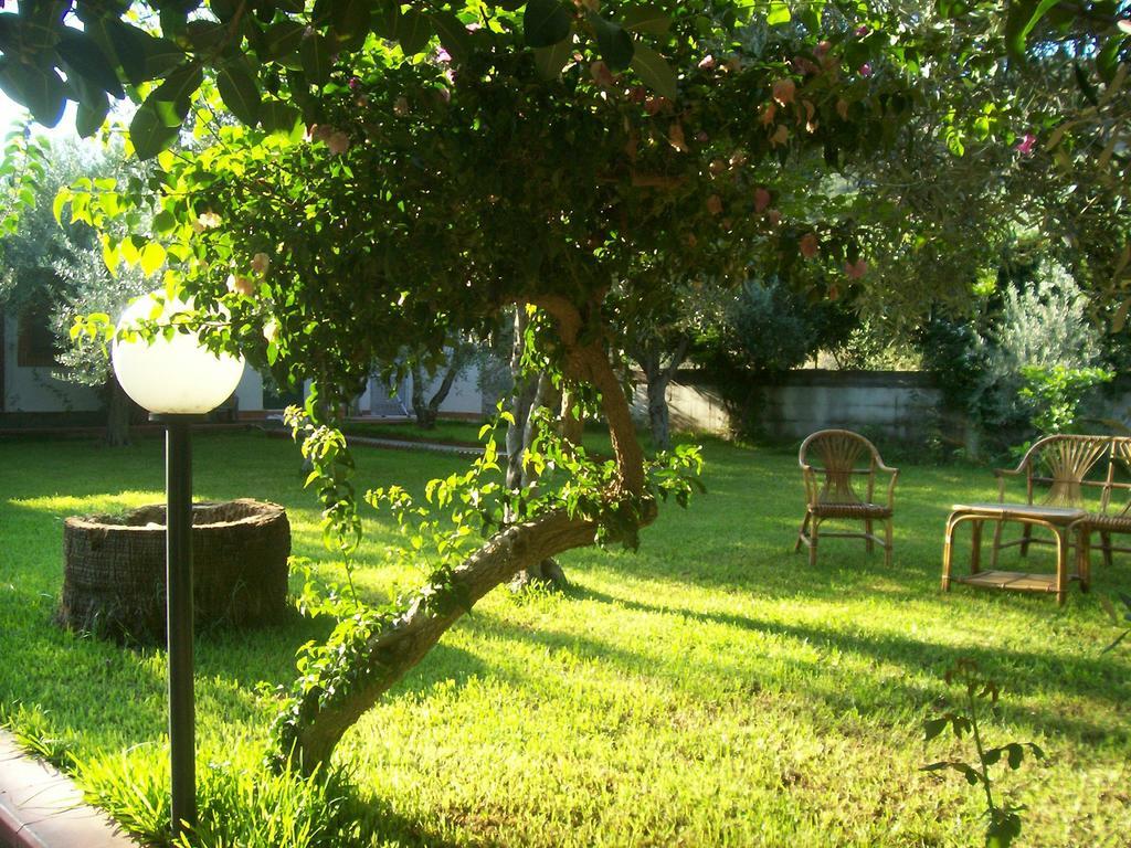 La Casa Dell'Antiquario Pension Graniti Buitenkant foto