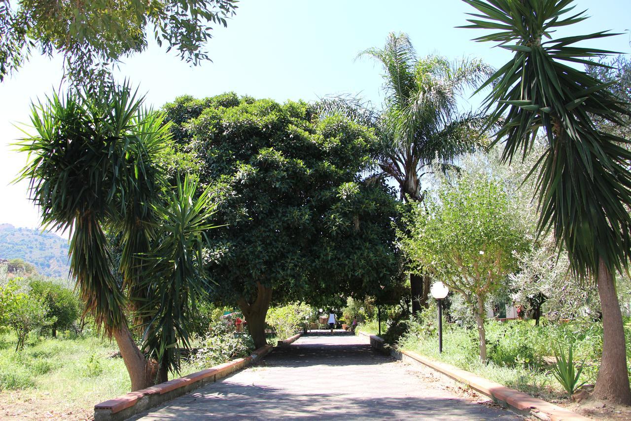 La Casa Dell'Antiquario Pension Graniti Buitenkant foto